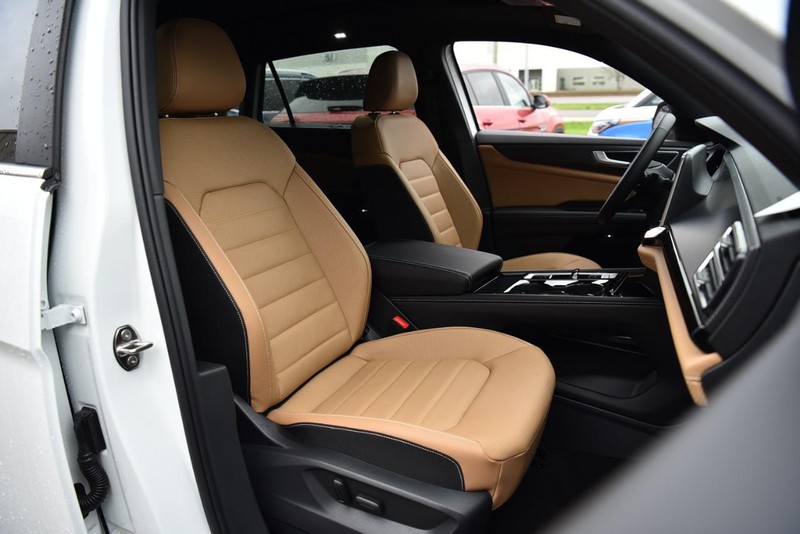 Volkswagen Atlas Cross Sport Vehicle Image 20