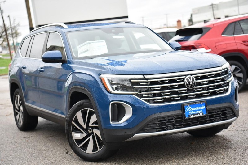 Volkswagen Atlas Vehicle Image 02