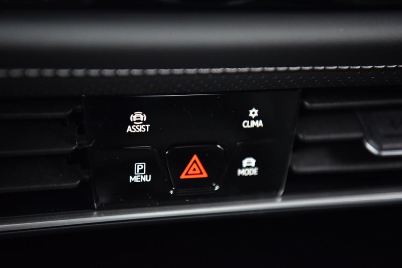 Volkswagen Atlas Vehicle Image 15