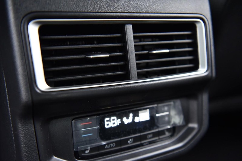 Volkswagen Atlas Vehicle Image 24