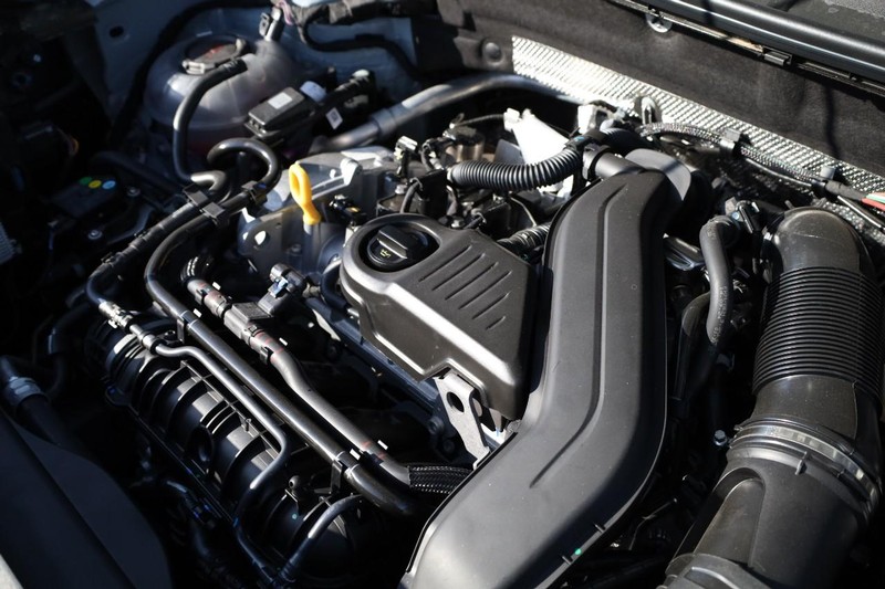 Volkswagen Taos Vehicle Image 27