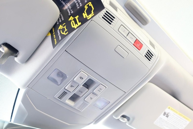 Volkswagen Jetta Vehicle Image 18