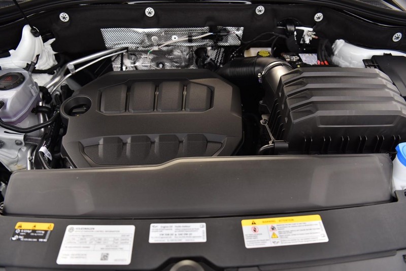 Volkswagen Atlas Cross Sport Vehicle Image 26
