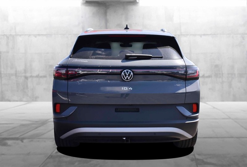 Volkswagen ID.4 Vehicle Image 06