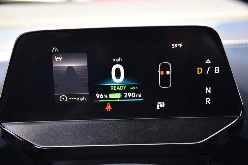 Volkswagen ID.4 Vehicle Image 12