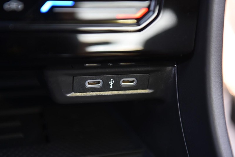 Volkswagen Jetta GLI Vehicle Image 15