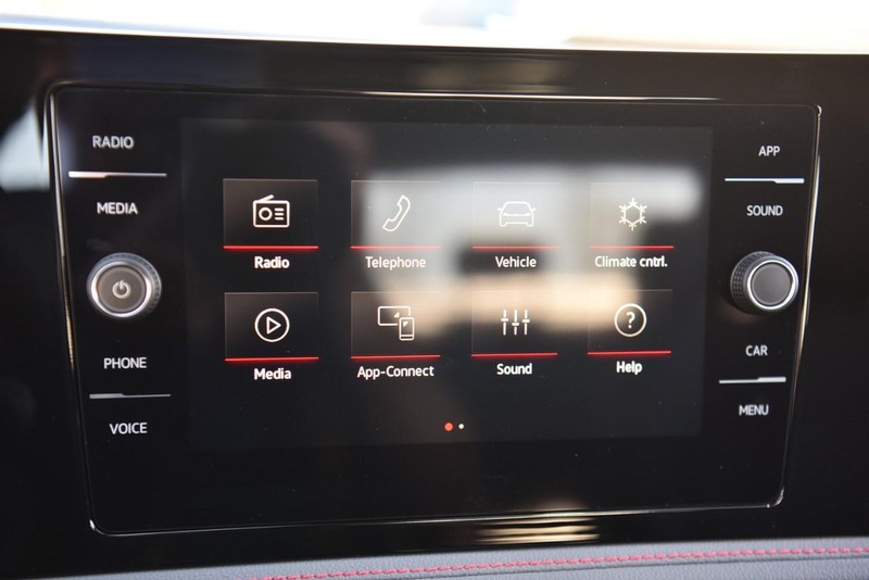 Volkswagen Jetta GLI Vehicle Image 19