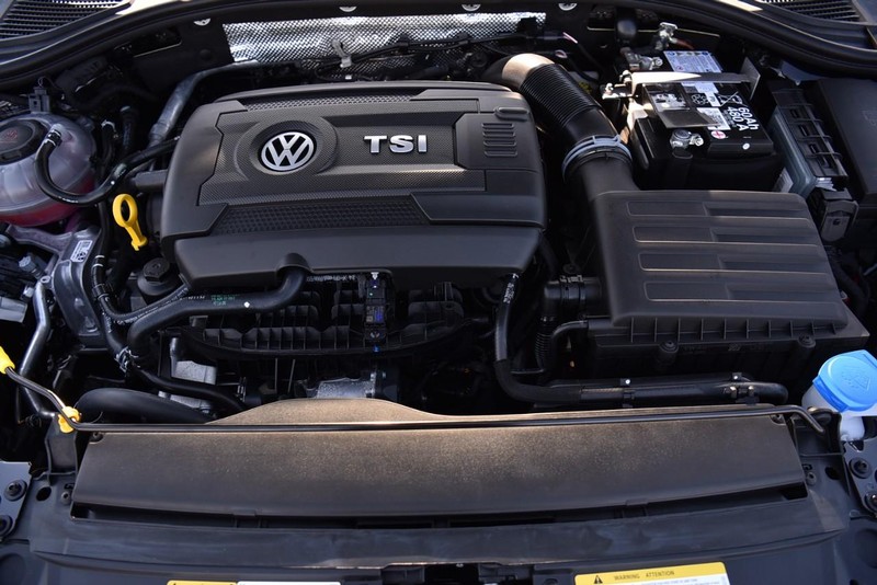 Volkswagen Jetta GLI Vehicle Image 26