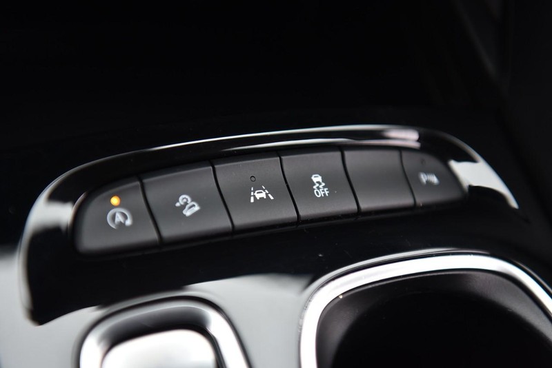 Buick Envision Vehicle Image 17
