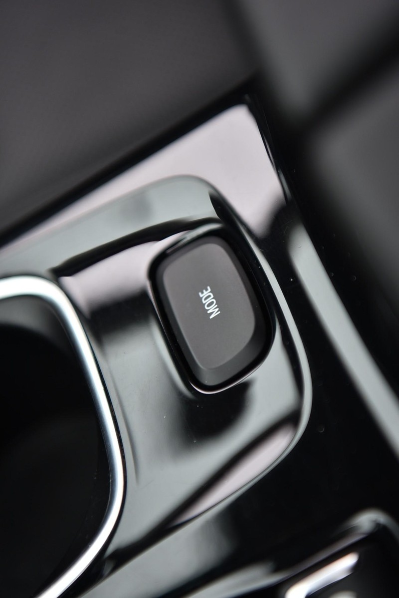 Buick Envision Vehicle Image 18