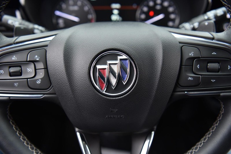 Buick Envision Vehicle Image 21