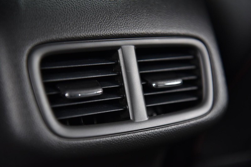 Buick Envision Vehicle Image 26