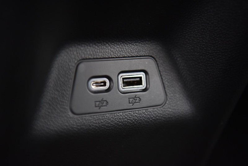Buick Envision Vehicle Image 27