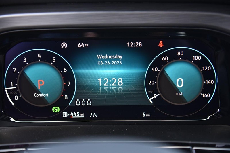 Volkswagen Atlas Cross Sport Vehicle Image 12