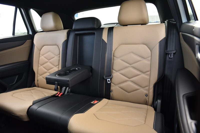 Volkswagen Atlas Cross Sport Vehicle Image 22
