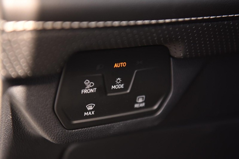 Volkswagen Atlas Vehicle Image 11