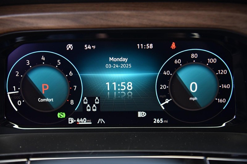 Volkswagen Atlas Vehicle Image 12