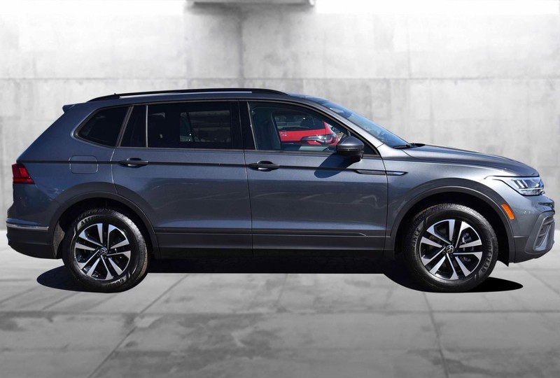 Volkswagen Tiguan Vehicle Image 05