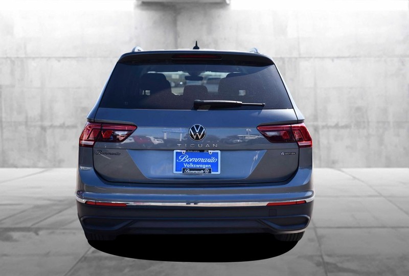 Volkswagen Tiguan Vehicle Image 06