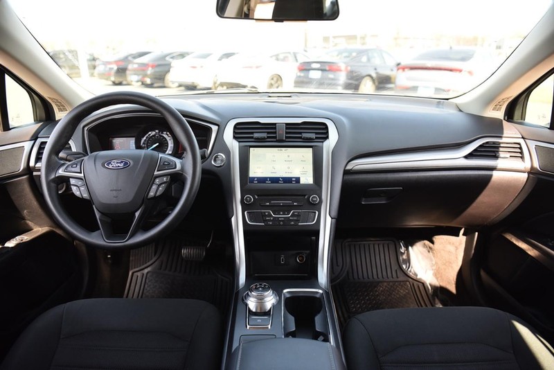 Ford Fusion Vehicle Image 07
