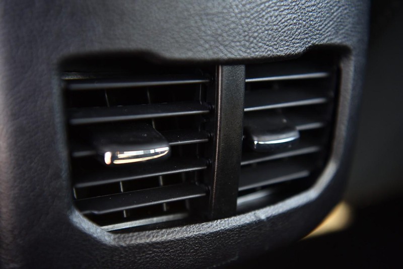 Ford Fusion Vehicle Image 20