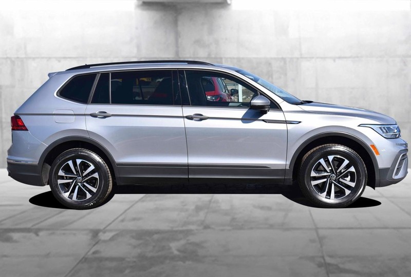 Volkswagen Tiguan Vehicle Image 05
