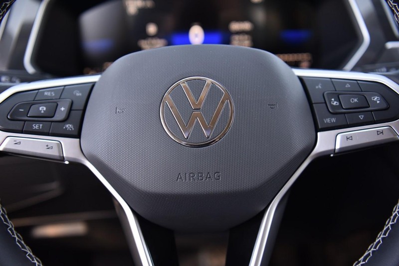 Volkswagen Tiguan Vehicle Image 18