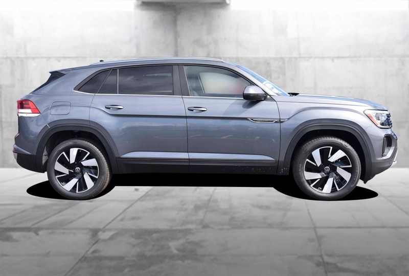 Volkswagen Atlas Cross Sport Vehicle Image 05