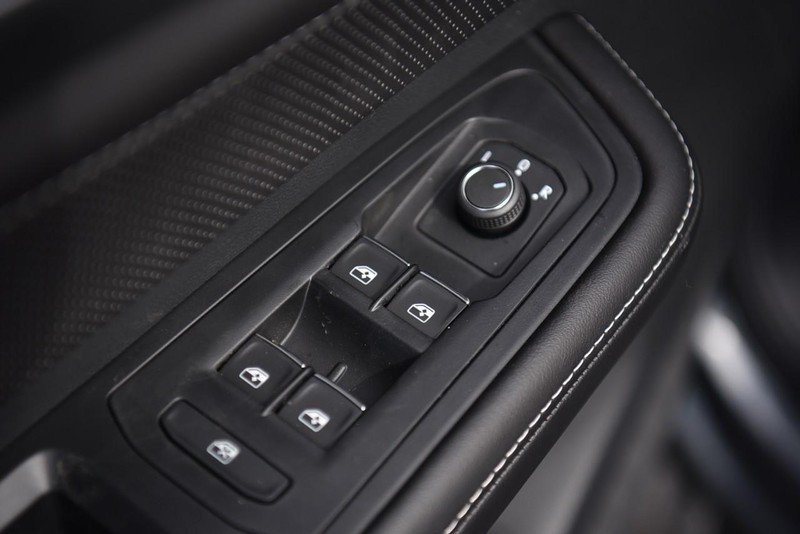 Volkswagen Atlas Cross Sport Vehicle Image 08