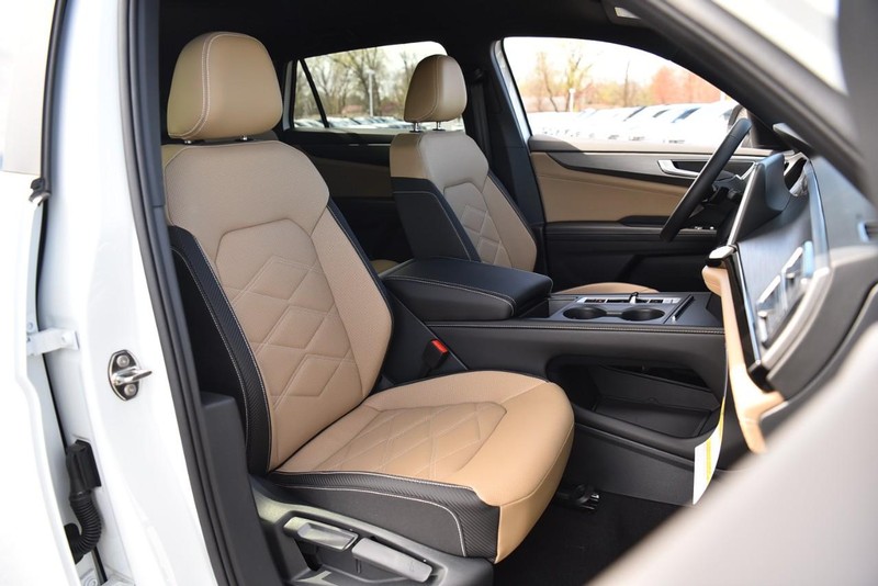 Volkswagen Atlas Cross Sport Vehicle Image 19