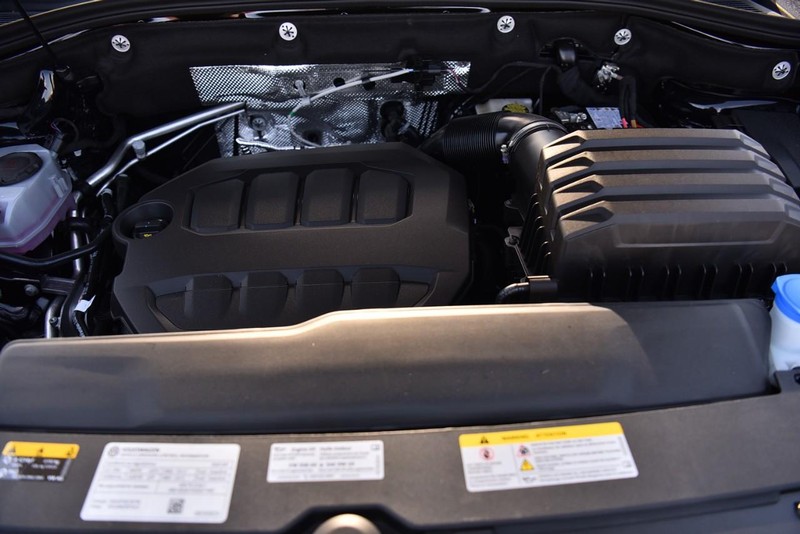 Volkswagen Atlas Cross Sport Vehicle Image 24