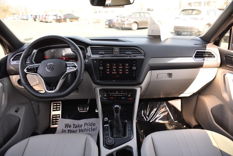 Volkswagen Tiguan Vehicle Image 07