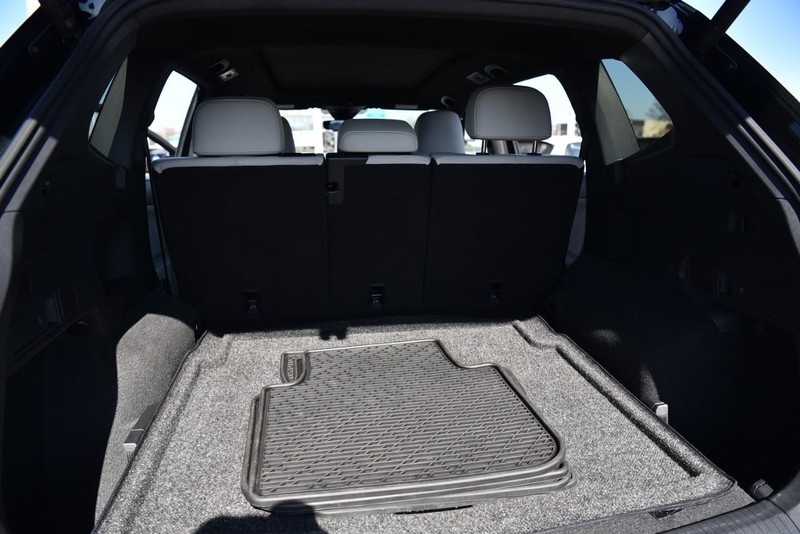 Volkswagen Tiguan Vehicle Image 27