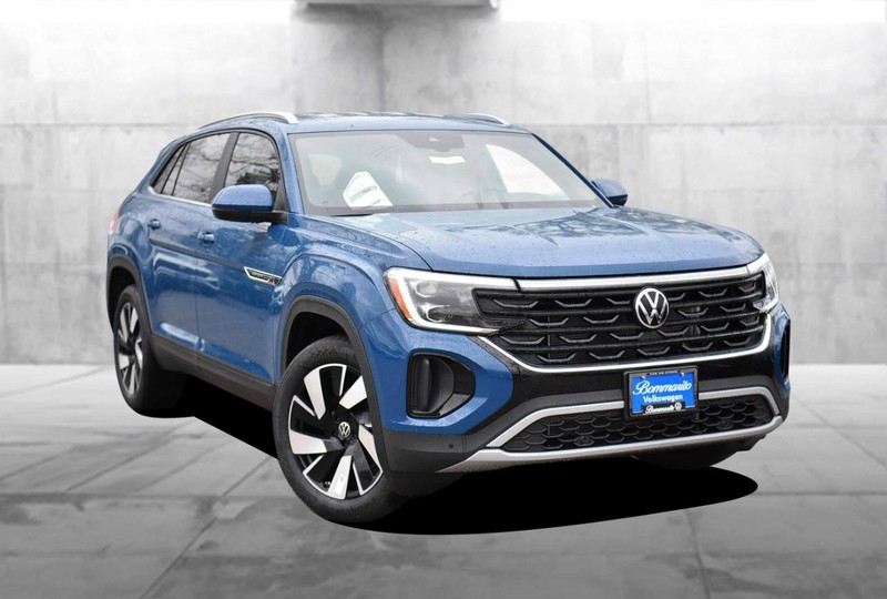 Volkswagen Atlas Cross Sport Vehicle Image 02