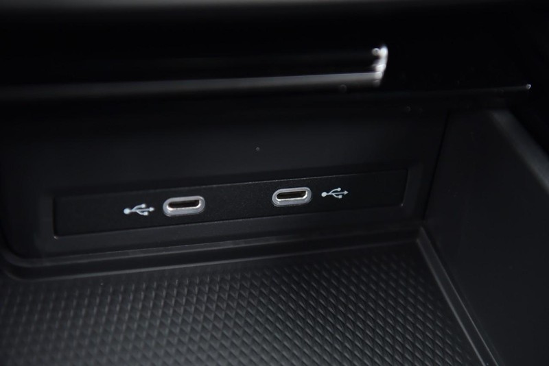 Volkswagen Atlas Cross Sport Vehicle Image 15