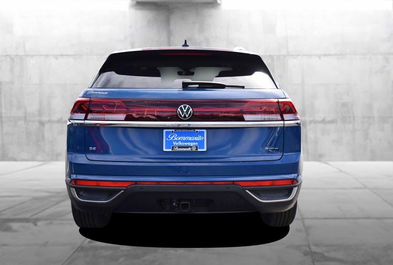 Volkswagen Atlas Cross Sport Vehicle Image 06