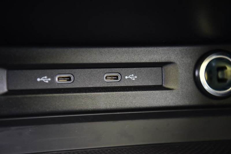 Volkswagen Tiguan Vehicle Image 15