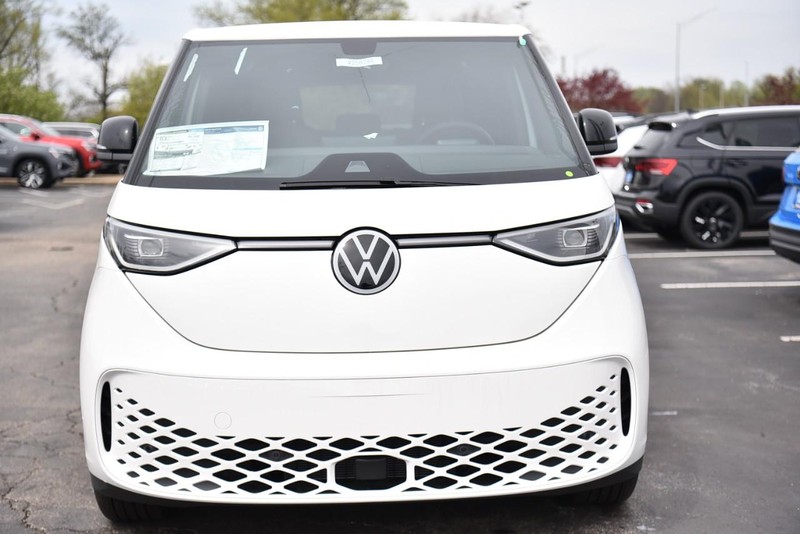Volkswagen ID. Buzz Vehicle Image 04