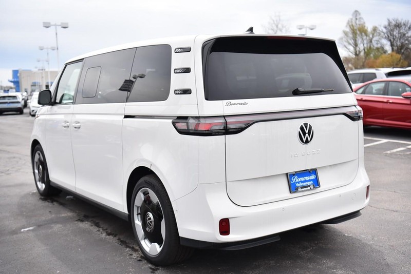Volkswagen ID. Buzz Vehicle Image 07