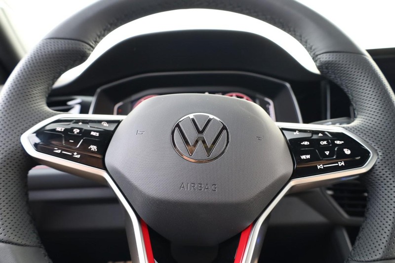 Volkswagen JETTA GLI Vehicle Image 11
