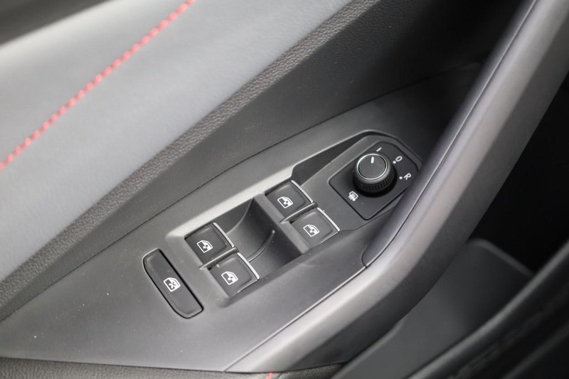 Volkswagen JETTA GLI Vehicle Image 20
