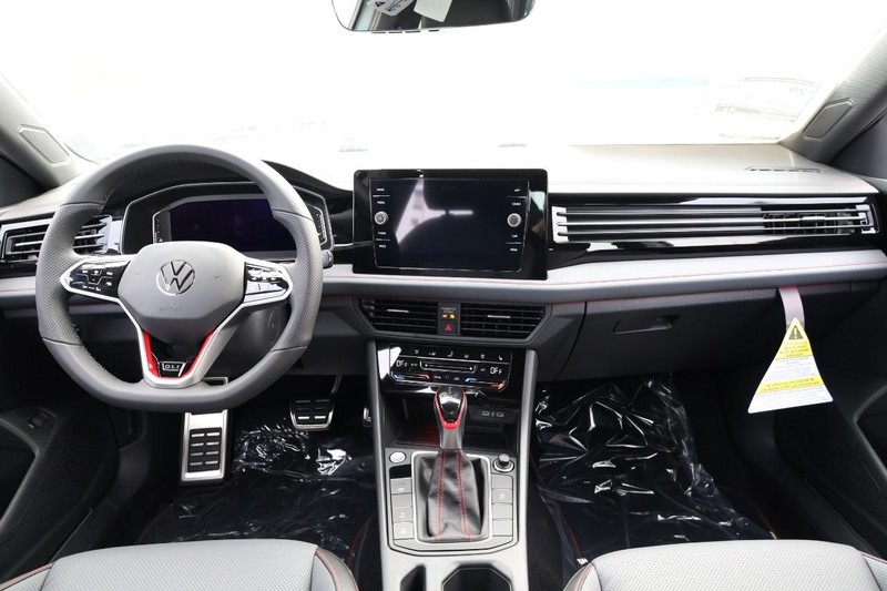 Volkswagen JETTA GLI Vehicle Image 24