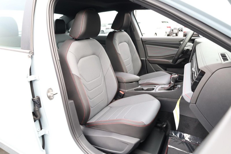 Volkswagen JETTA GLI Vehicle Image 26