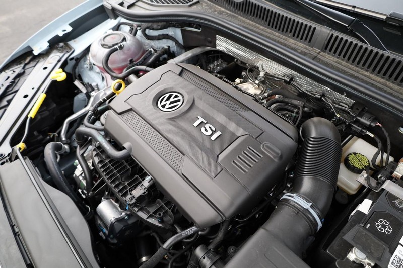 Volkswagen JETTA GLI Vehicle Image 27