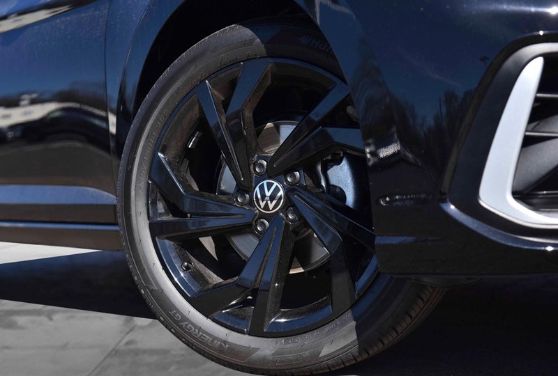 Volkswagen Jetta Vehicle Image 03