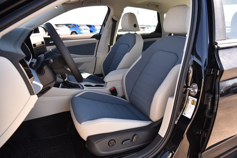 Volkswagen Jetta Vehicle Image 20