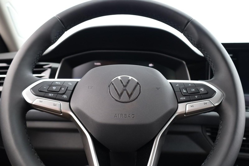 Volkswagen Jetta Vehicle Image 10