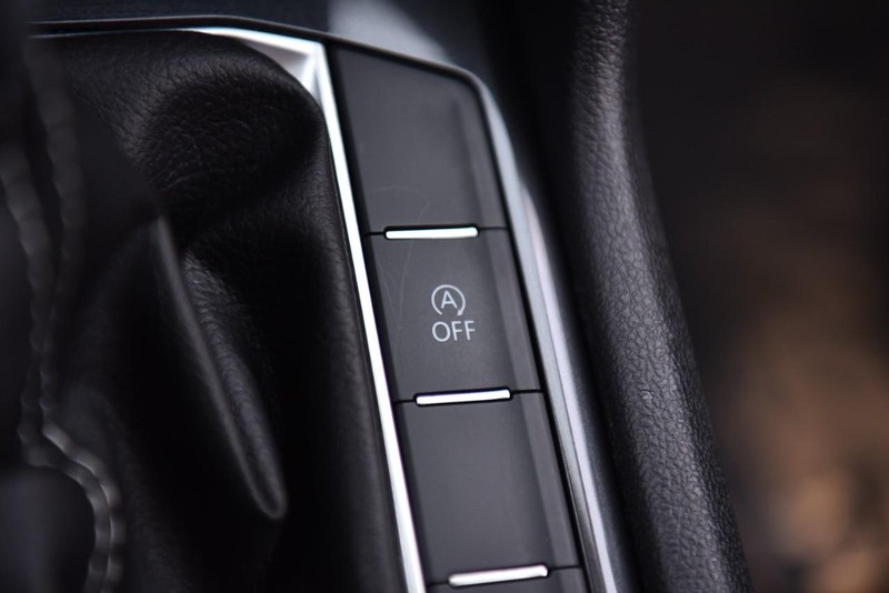 Volkswagen Tiguan Vehicle Image 17