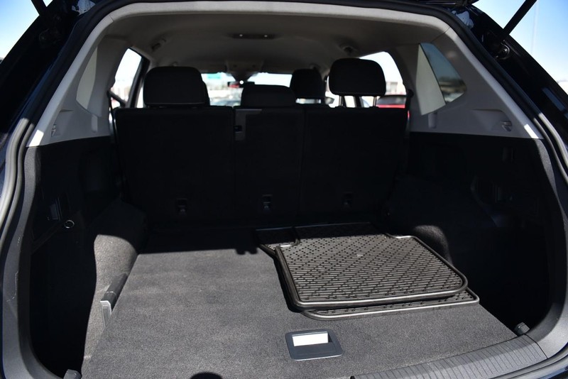 Volkswagen Tiguan Vehicle Image 24