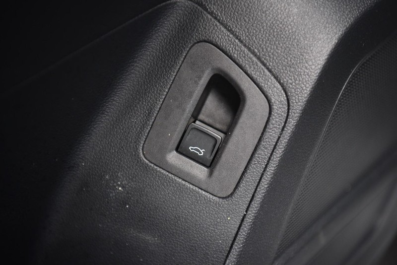 Volkswagen Atlas Vehicle Image 10